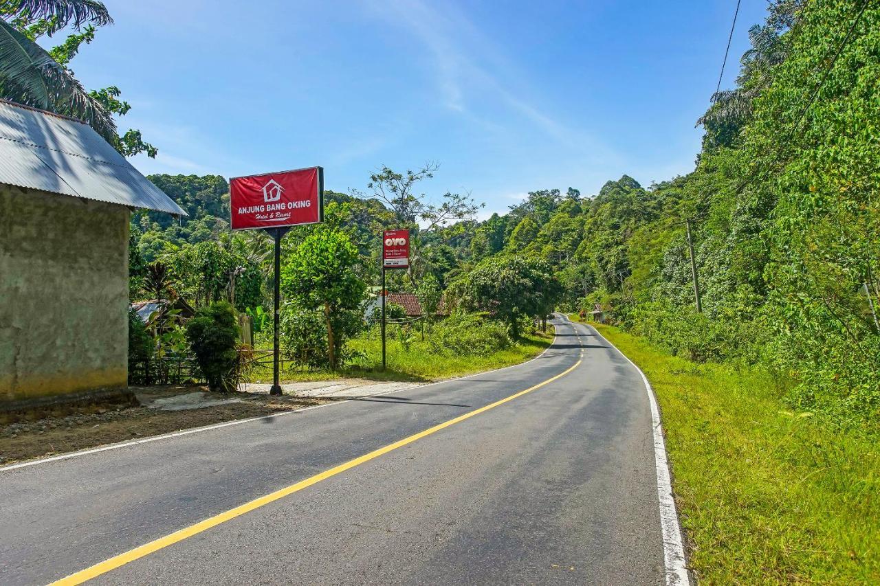 OYO 2246 Anjung Bang Oking Hotel&Resort Pasarpulaupisang Luaran gambar